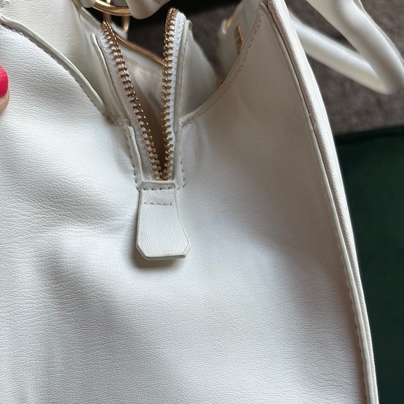 Bebe White Quilted Chevron Satchel - Picture 10 of 11